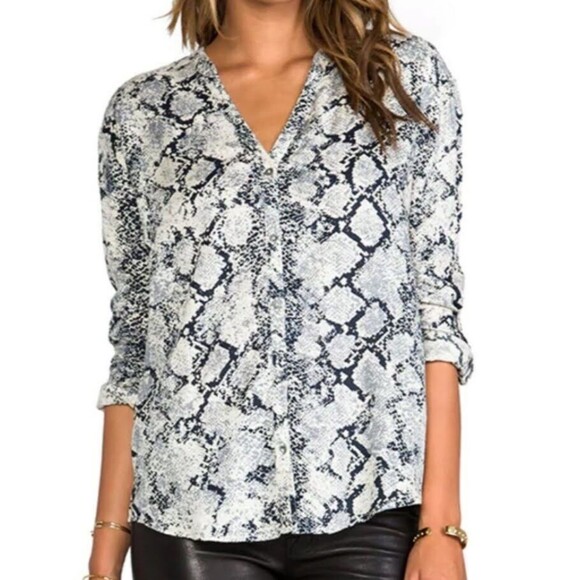 Soft Joie Tops - Soft By Joie Dane Snake Print Button Down Blouse Roll Tab Long Sleeve Women's XS